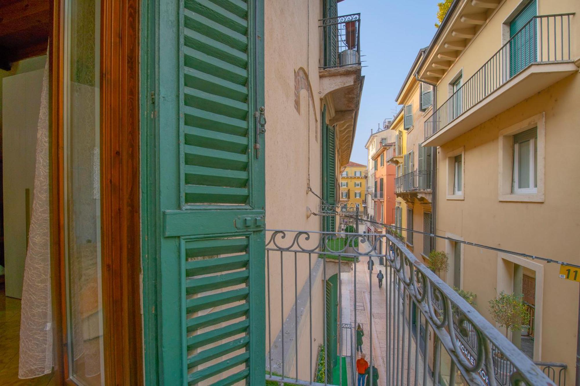 Arena Suite Mazzini Verona Exterior photo